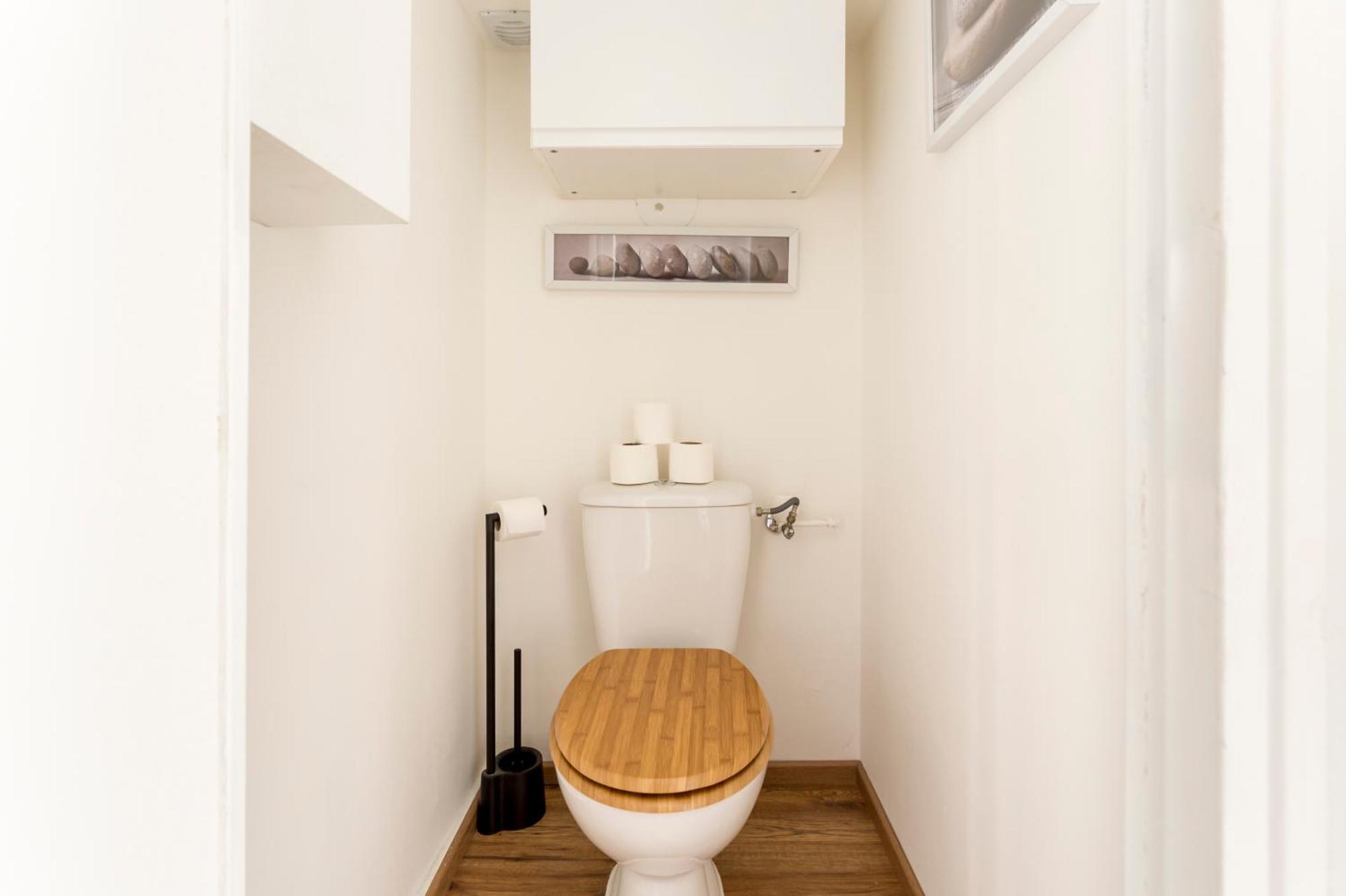 Champs Elysees Franklin Roosvelt Apartment *